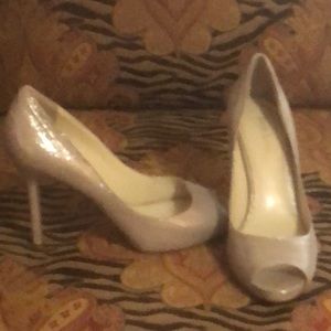 Perfect for the holidays!!Dressy Enzo Angiolini Metallic Shoes